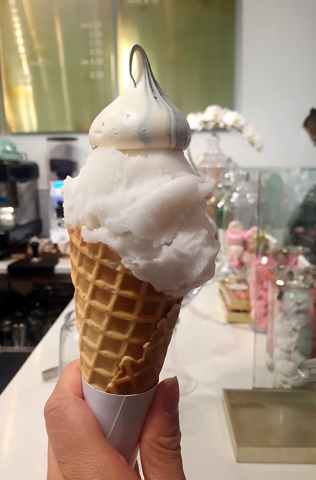 La Glace | 2785 W 16th Ave, Vancouver, BC V6K 4W7, Canada | Phone: (604) 428-0793