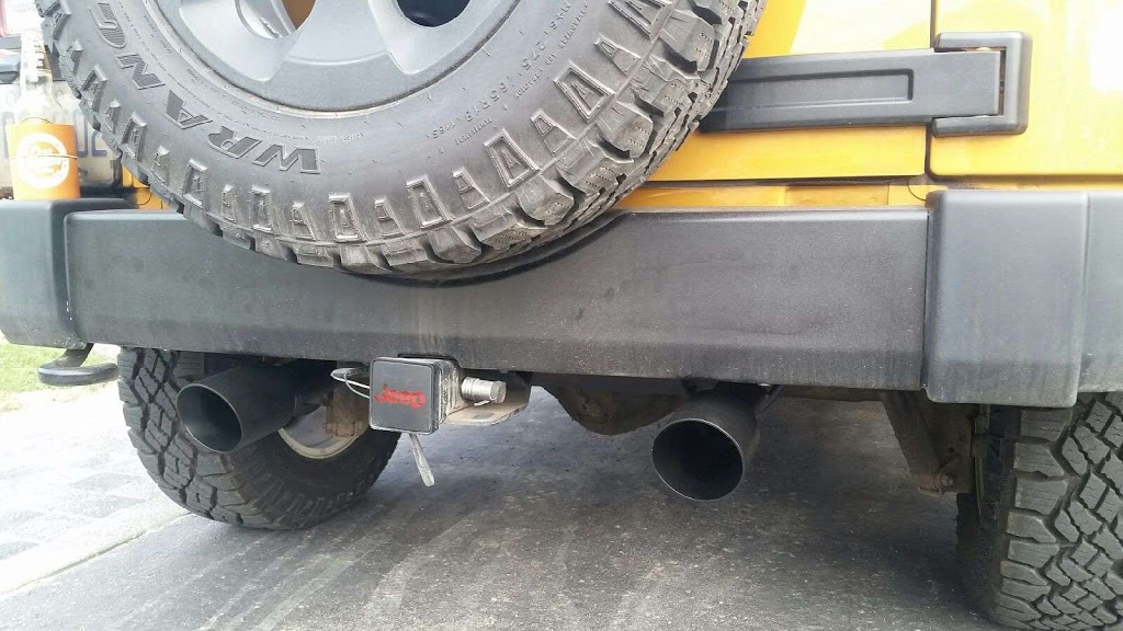 Carline Mufflers | BACK door, 423 Welham Rd, Barrie, ON L4N 0B6, Canada | Phone: (705) 728-8111