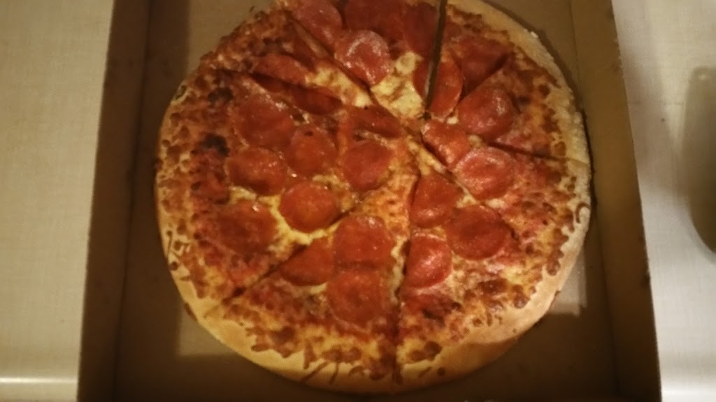 Little Caesars Pizza | 370 Kent St W, Lindsay, ON K9V 6G8, Canada | Phone: (705) 878-5777