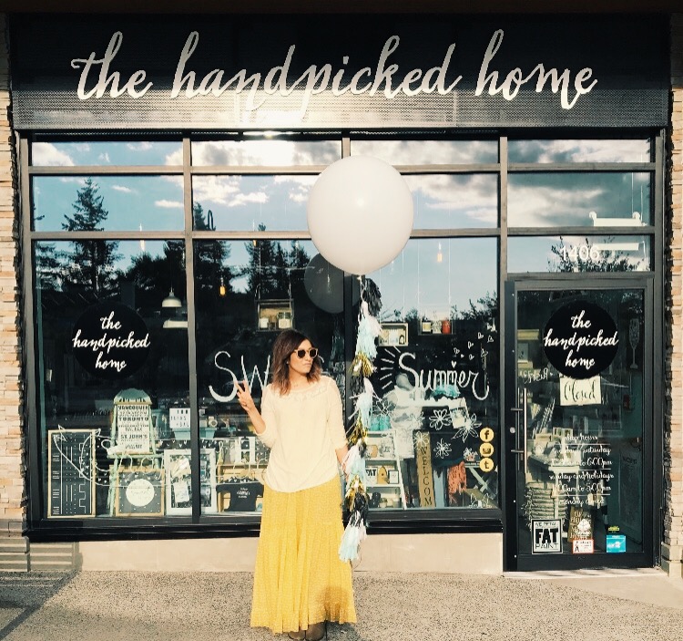 The Handpicked Home | 1406 Johnston Rd, White Rock, BC V4B 3Z5, Canada | Phone: (778) 291-4663