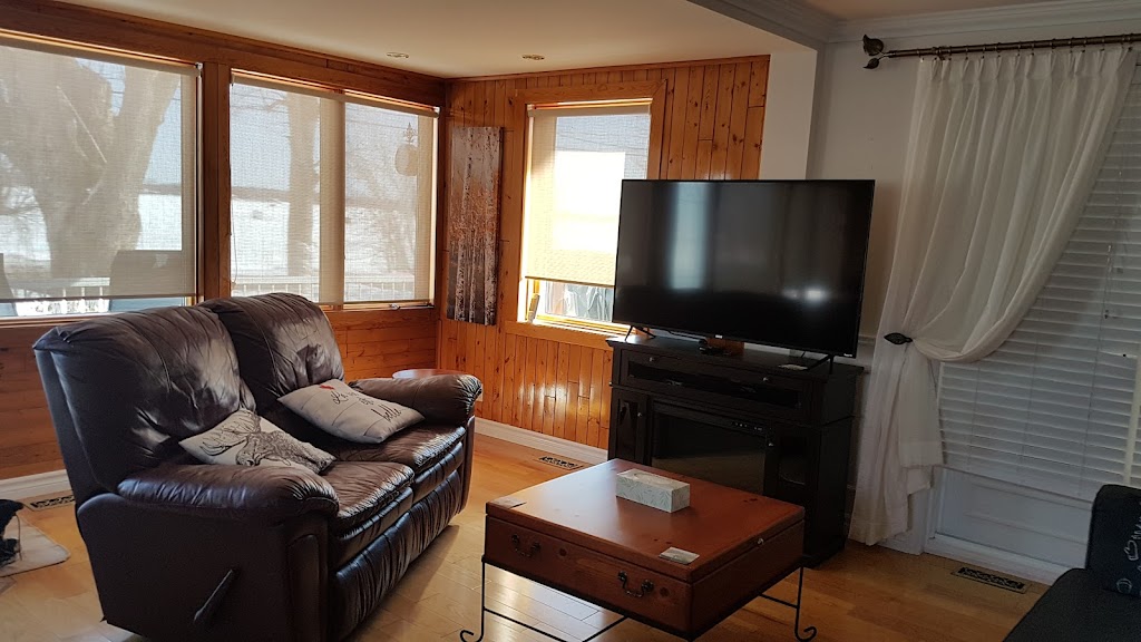 Escale 335 | 335 Avenue de Venise O, Venise-en-Québec, QC J0J 2K0, Canada | Phone: (438) 883-4664
