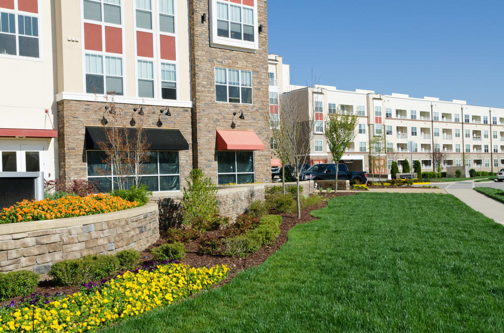 Calgary Landscaping Professionals | 199 Dalhurst Way NW Ste 3, Calgary, AB T3A 1P1, Canada | Phone: (587) 315-0710