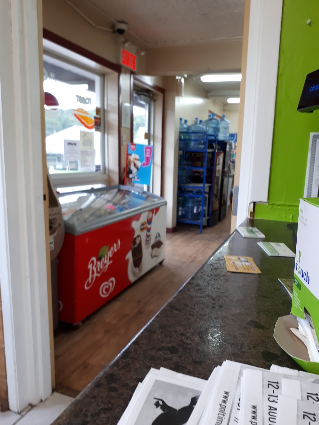 Chez Renaud | 5 Chemin du Pont, Val-des-Monts, QC J8N 2H7, Canada | Phone: (819) 457-6969