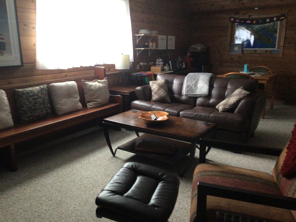 Berkies Bed and Breakfast | 3835 7th Ave, Port Alberni, BC V9Y 4P1, Canada | Phone: (250) 731-4163