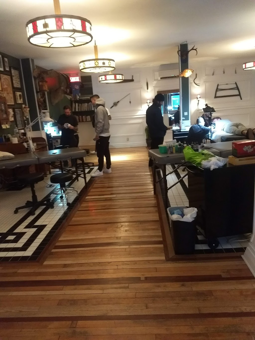 Bait & Schlang Tattoo | 4929 Rue Notre-Dame Ouest, Montréal, QC H4C 1S9, Canada | Phone: (514) 932-3951