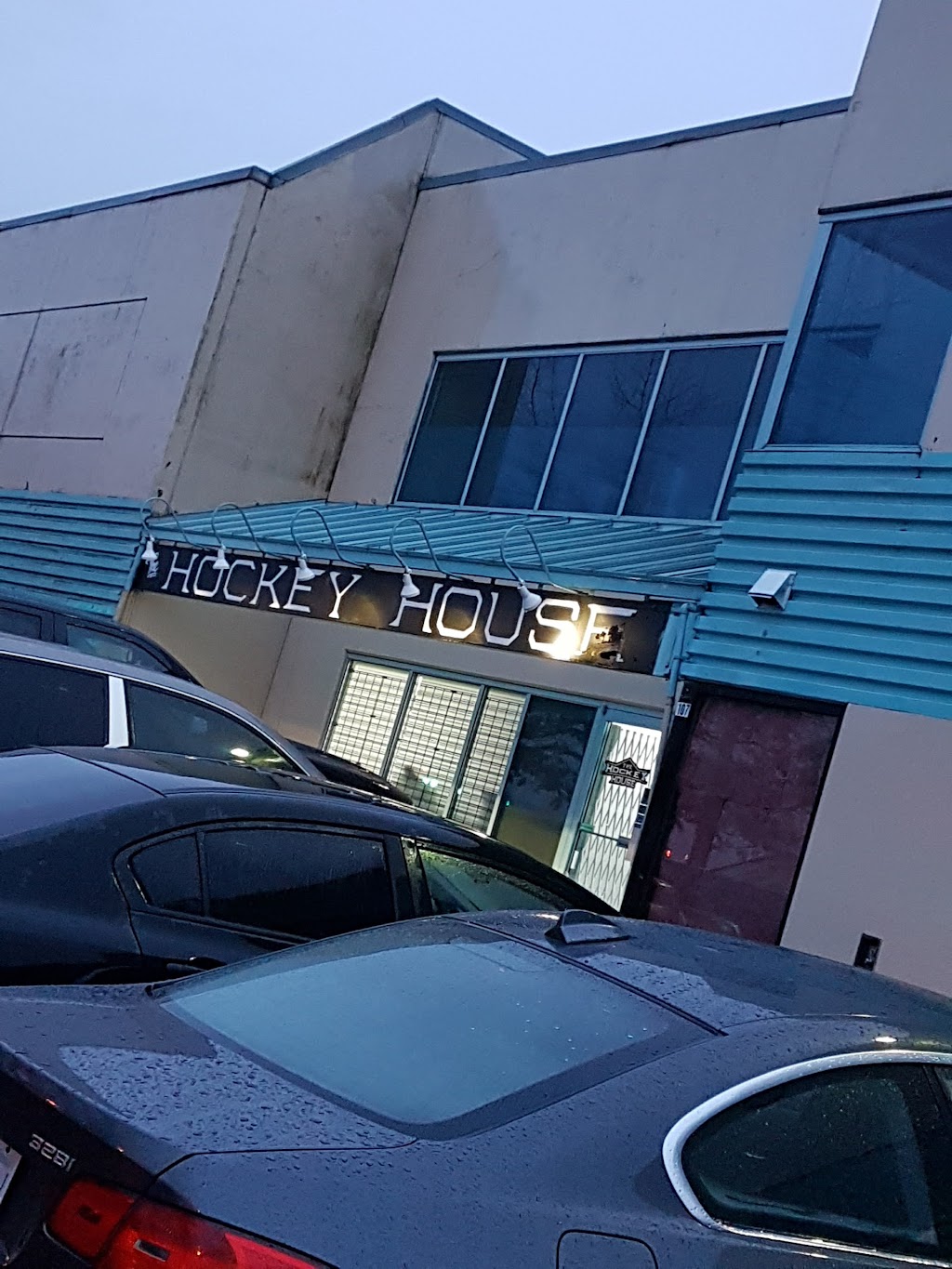 The Langley Hockey House | 20740 Mufford Cres, Langley, BC V2Y 1N9, Canada | Phone: (604) 510-3563