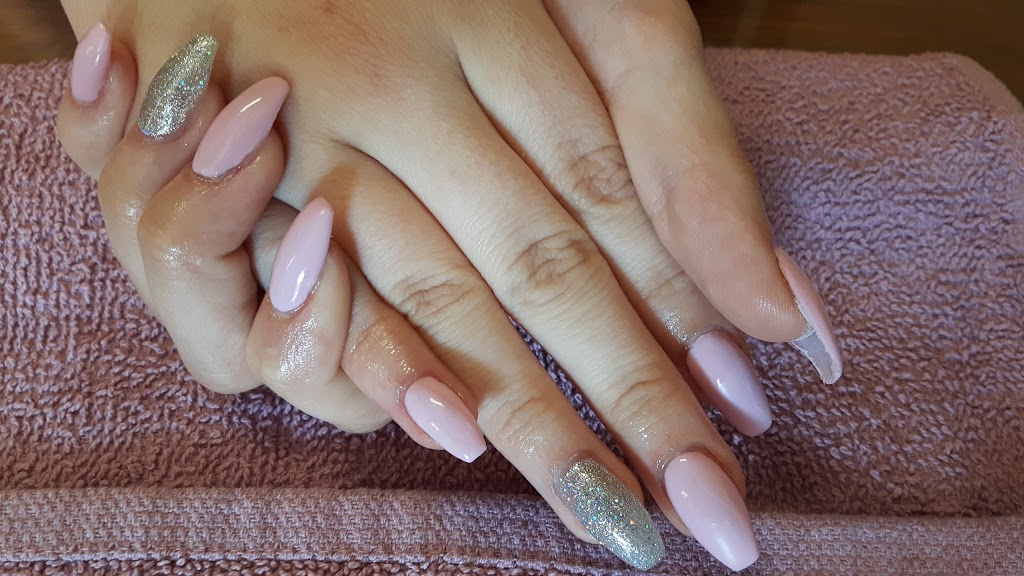 Georgian Hairstyling | 21 Coldwater Rd, Coldwater, ON L0K 1E0, Canada | Phone: (705) 686-3440