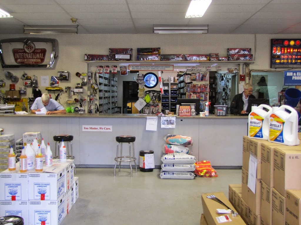 BJs Truck Centre | 502 Brackley Point Rd, Charlottetown, PE C1E 1Z3, Canada | Phone: (902) 566-4205