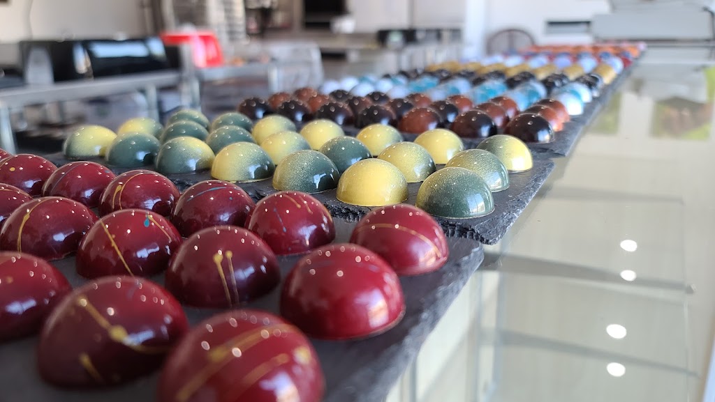 DavidChoco | 10344, D, Chem. Sainte-Marguerite, Trois-Rivières, QC G9B 6M8, Canada | Phone: (819) 383-6752