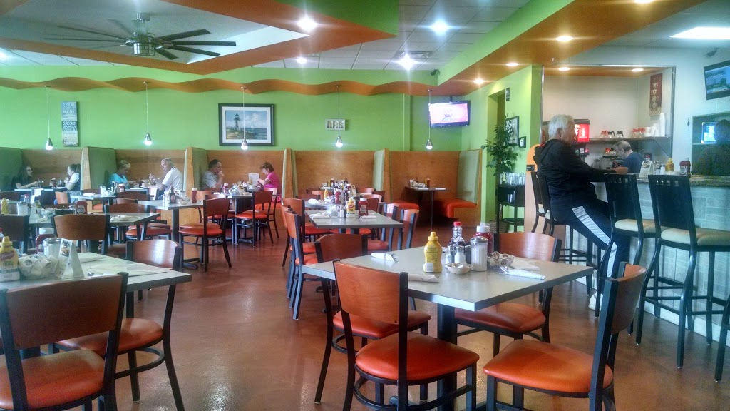 Bayside Dimitris Family Dining | 35256 23 Mile Rd, New Baltimore, MI 48047, USA | Phone: (586) 684-3428