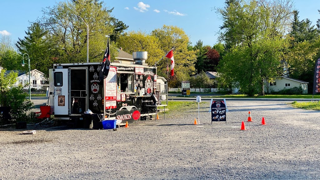 Smokin R&Rs Mobile food kitchen | 1441 Stittsville Main St, Stittsville, ON K2S 1E5, Canada | Phone: (613) 850-3242