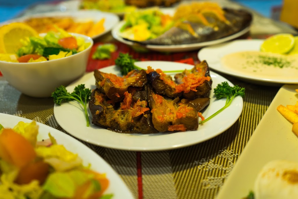 Seafood Centre | 6550 Meadowvale Town Centre Cir #2, Mississauga, ON L5N 4B7, Canada | Phone: (905) 858-3535