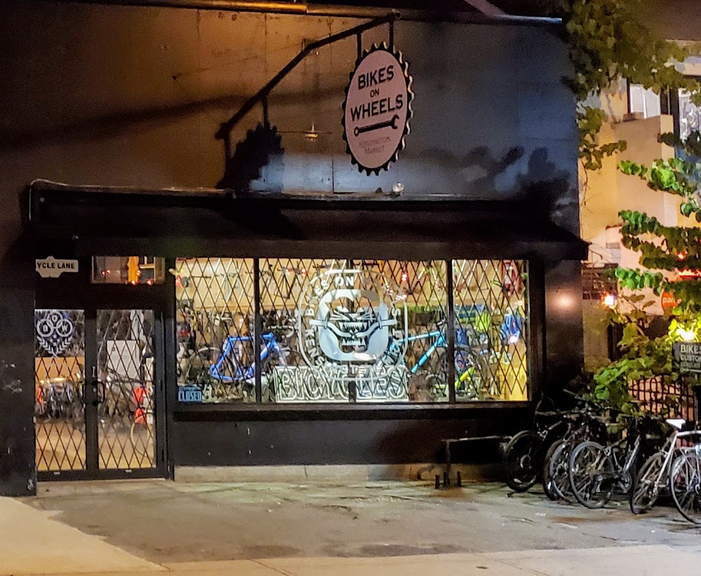 Bikes on Wheels | 309 Augusta Ave, Toronto, ON M5T 2M2, Canada | Phone: (416) 966-2453