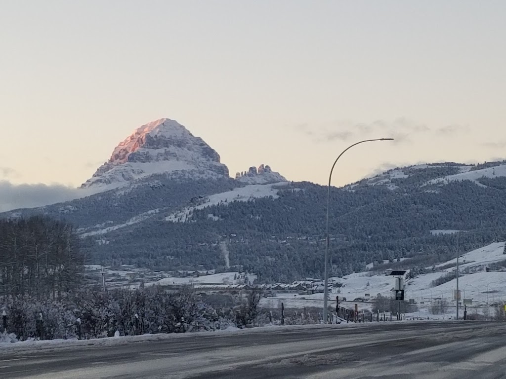 Two Old Crows BnB | 21 Ave, Coleman, AB T0K 0M0, Canada | Phone: (403) 915-8081