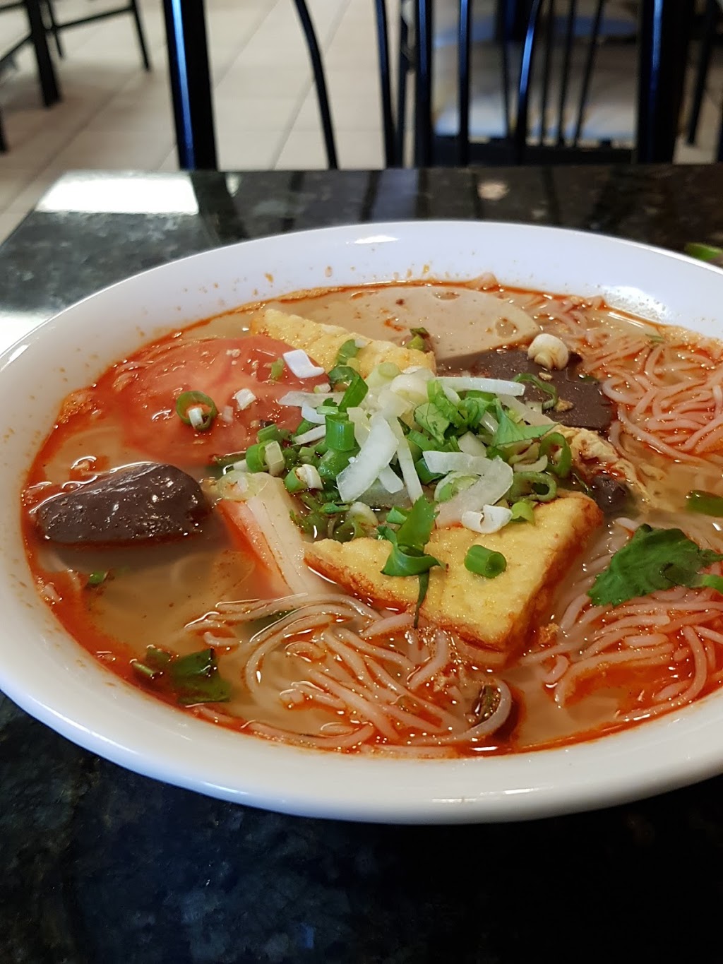Pho Huong Trang | 3366 Keele St, North York, ON M3M 2Y9, Canada | Phone: (416) 638-1480