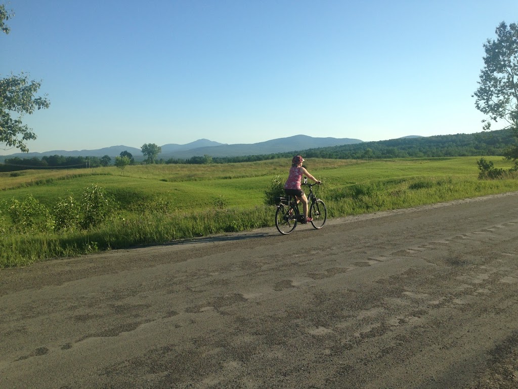 La Bouffée dAir - location vélo électrique et kayak | 362 Rte de Mansonville, Mansonville, QC J0E 1X0, Canada | Phone: (819) 919-3719