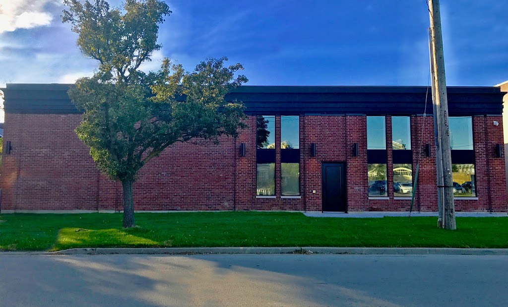 West End Athletic Club | 283 Bering Ave, Etobicoke, ON M8Z 3A5, Canada | Phone: (416) 621-1234
