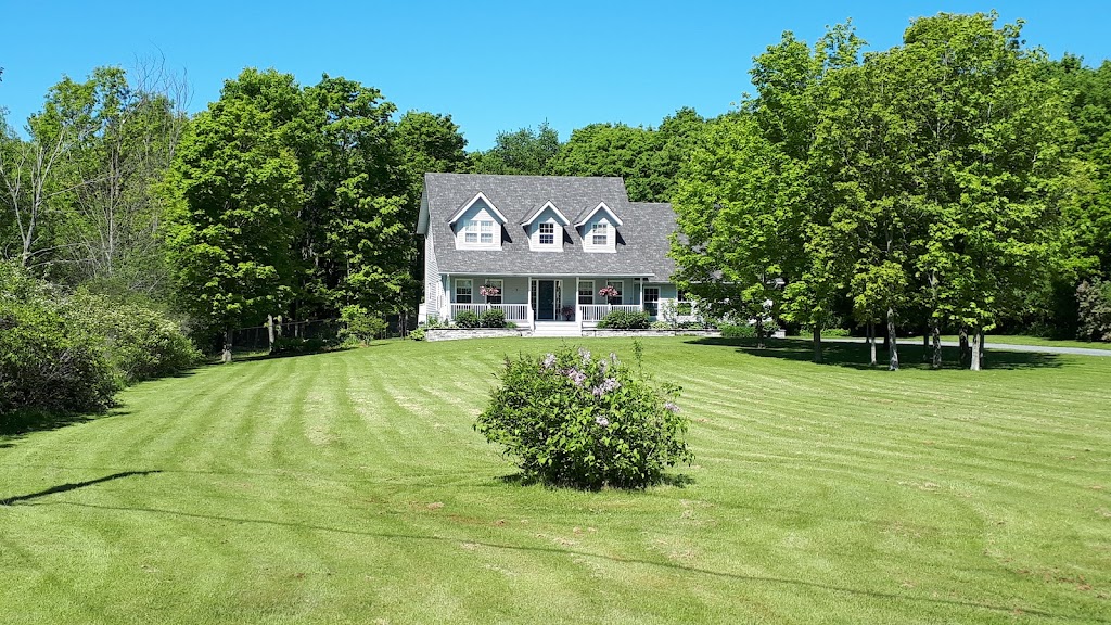 Maple Lane Stables | 517 Gore Rd, Kingston, ON K7L 5H6, Canada | Phone: (613) 549-8406