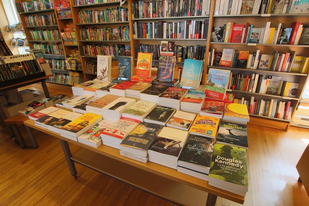 Librairie Le Fureteur Inc | 25 Rue Webster, Saint-Lambert, QC J4P 1W9, Canada | Phone: (450) 465-5597