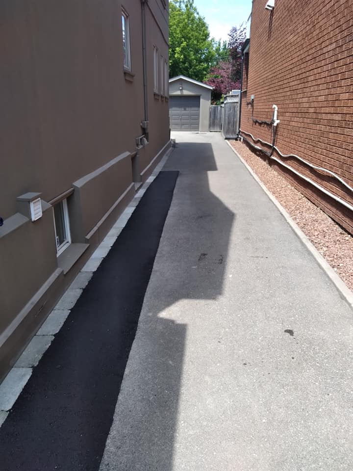 Driveway Repairs | 714 the west mall, 103 West Lodge Ave, Etobicoke, ON M9C 4X1, Canada | Phone: (437) 522-9122