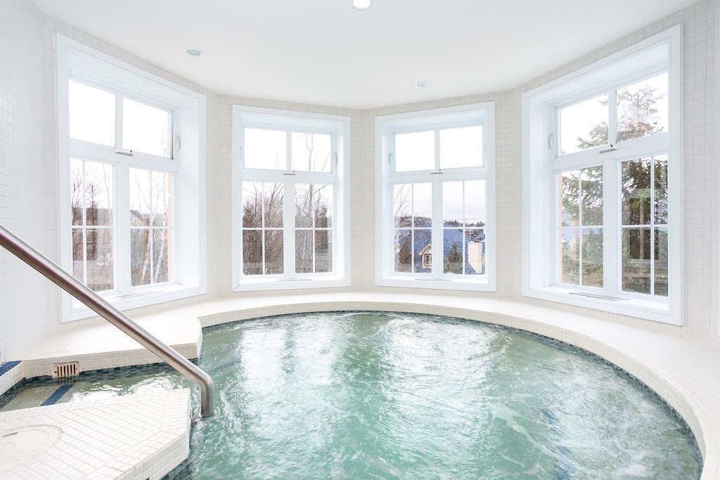 Lodge de la Montagne | 140 Chemin au Pied de la Montagne, Mont-Tremblant, QC J8E 3M2, Canada | Phone: (819) 681-4466