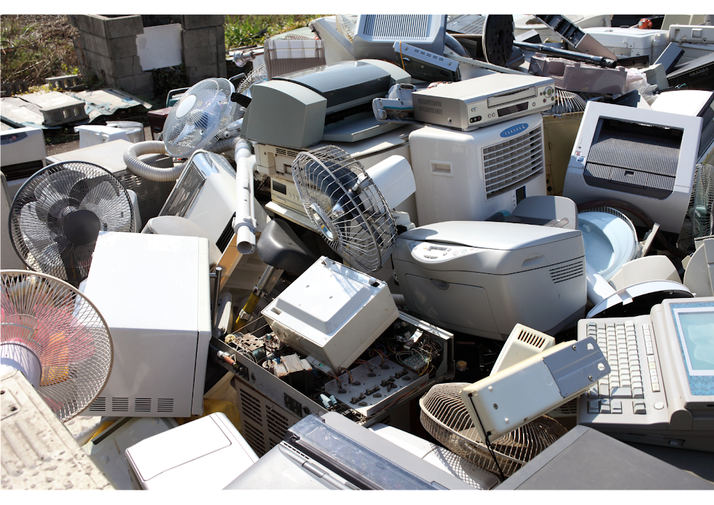 City Junk Services | point of interest | 119 E Kings Rd, North Vancouver, BC V7N 1H4, Canada | 2368183910 OR +1 236-818-3910