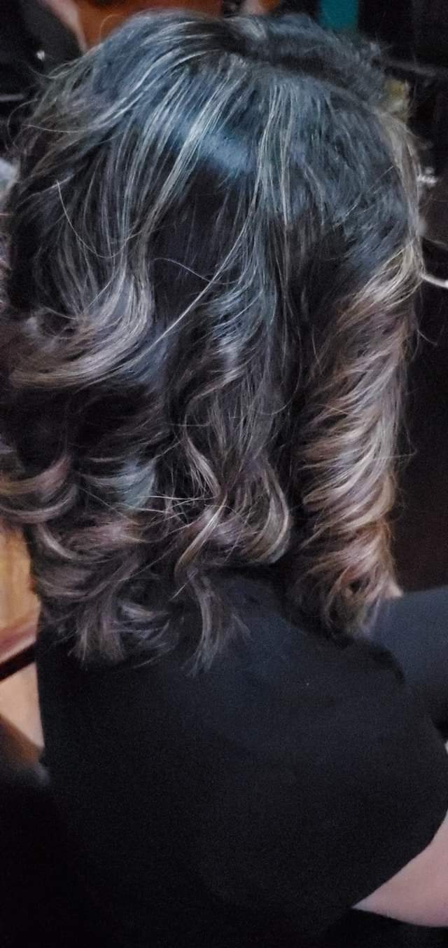 Lester Navarro Hair Salon | 280 St Annes Rd #2, Winnipeg, MB R2M 3A7, Canada | Phone: (204) 963-2965