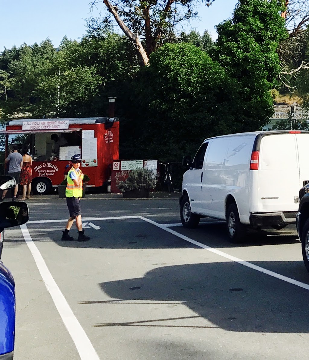 Max & Moritz Spicy Food Truck | Galiano Island, BC V0N 1P0, Canada | Phone: (250) 539-5888