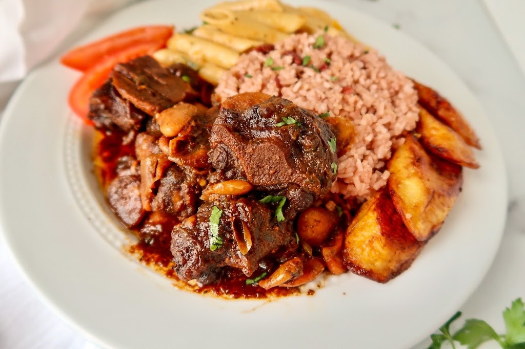 Sugar & Spice Cafe and Ice Cream Spot | 2240 Lake Shore Blvd W, Etobicoke, ON M8V 0B1, Canada | Phone: (416) 900-0213