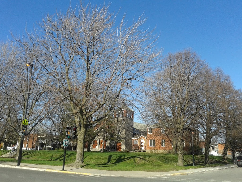 Immaculate Heart of Mary Catholic Church | 6300 Rue Laurendeau, Montréal, QC H4E 3Y1, Canada | Phone: (514) 768-6049