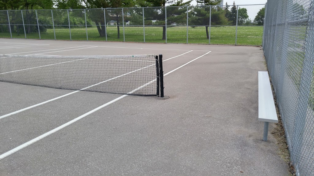 McDairmid Woods Park | 51 Rubic Crescent, Scarborough, ON M1S 4Y2, Canada