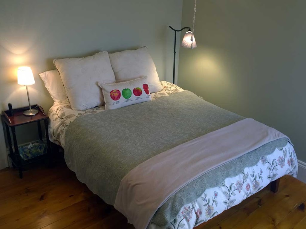 Baileys Run Bed & Breakfast | 2125 County Rd 7, Picton, ON K0K, Canada | Phone: (705) 792-9383