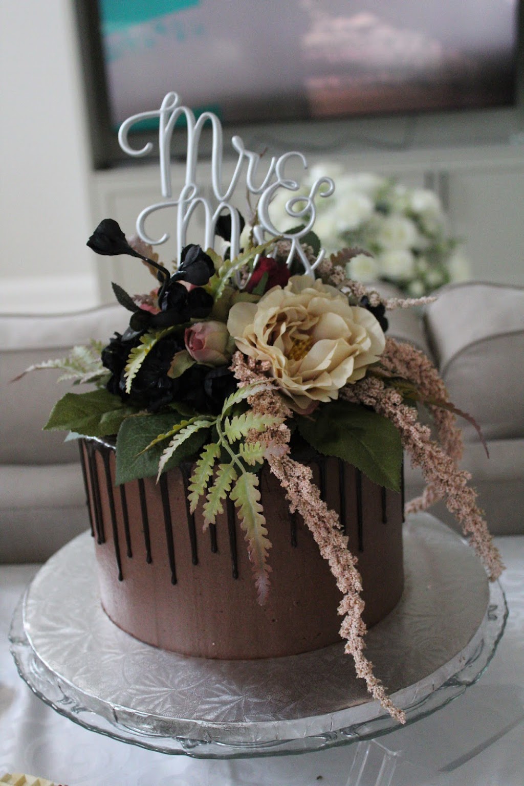 Frosted Baked Goods | 37 Queen St S, Tottenham, ON L0G 1W0, Canada | Phone: (647) 207-0453