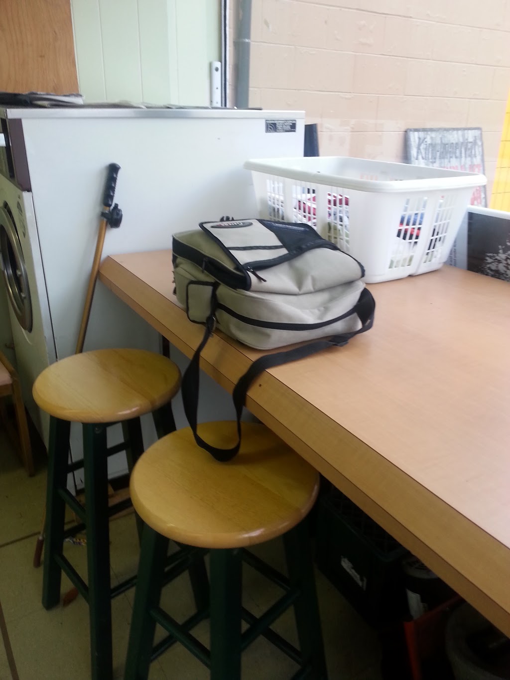 King Koin Laundry | 4784 Imperial St, Burnaby, BC V5J 1C2, Canada | Phone: (604) 433-7310