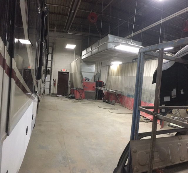 Bayview Collision Inc | 35215 Cricklewood Blvd, New Baltimore, MI 48047, USA | Phone: (586) 646-4685