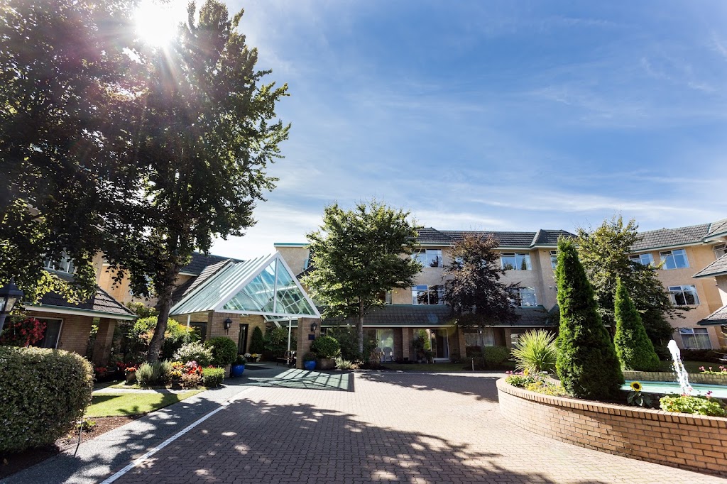 Amica Beechwood Village | 2315 Mills Rd, Sidney, BC V8L 5W6, Canada | Phone: (250) 655-0849
