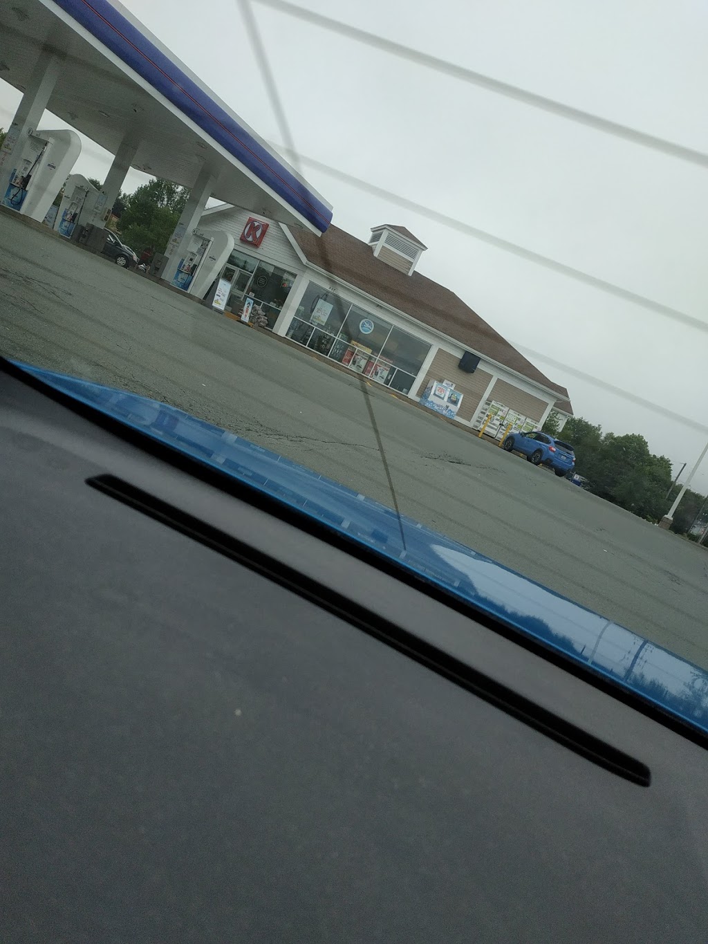 Irving Oil | 857 Sackville Dr, Lower Sackville, NS B4E 1S1, Canada | Phone: (902) 865-4454