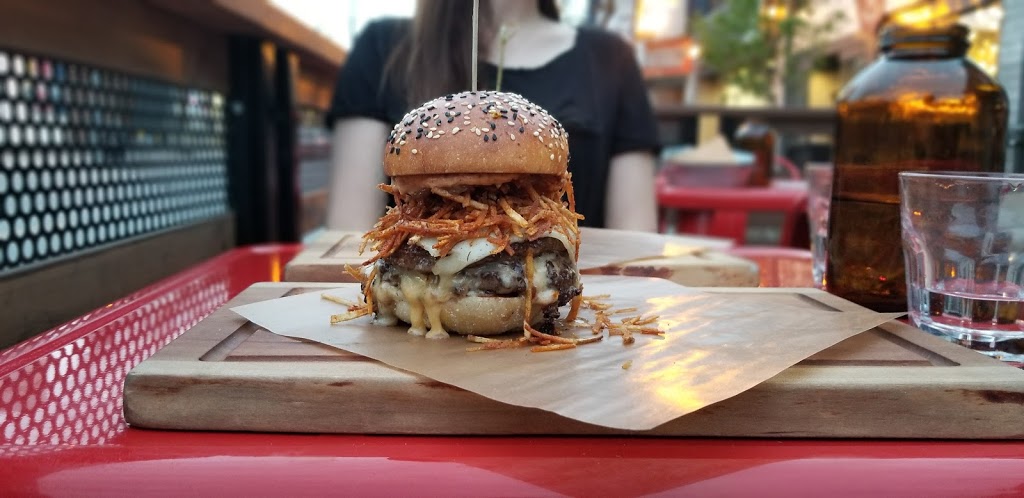 HAMBRGR Crown Point | 207 Ottawa St N, Hamilton, ON L8H 3Z4, Canada | Phone: (905) 312-1313