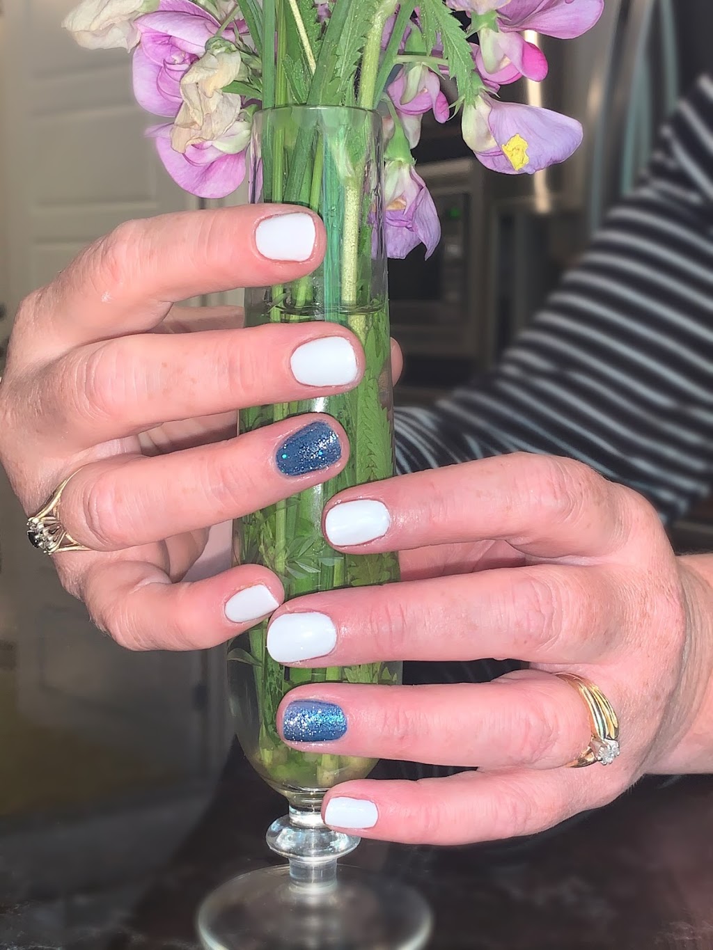 Lunar Nails Orillia | 1920 Providence Ln, Orillia, ON L3V 0V6, Canada | Phone: (705) 345-4893