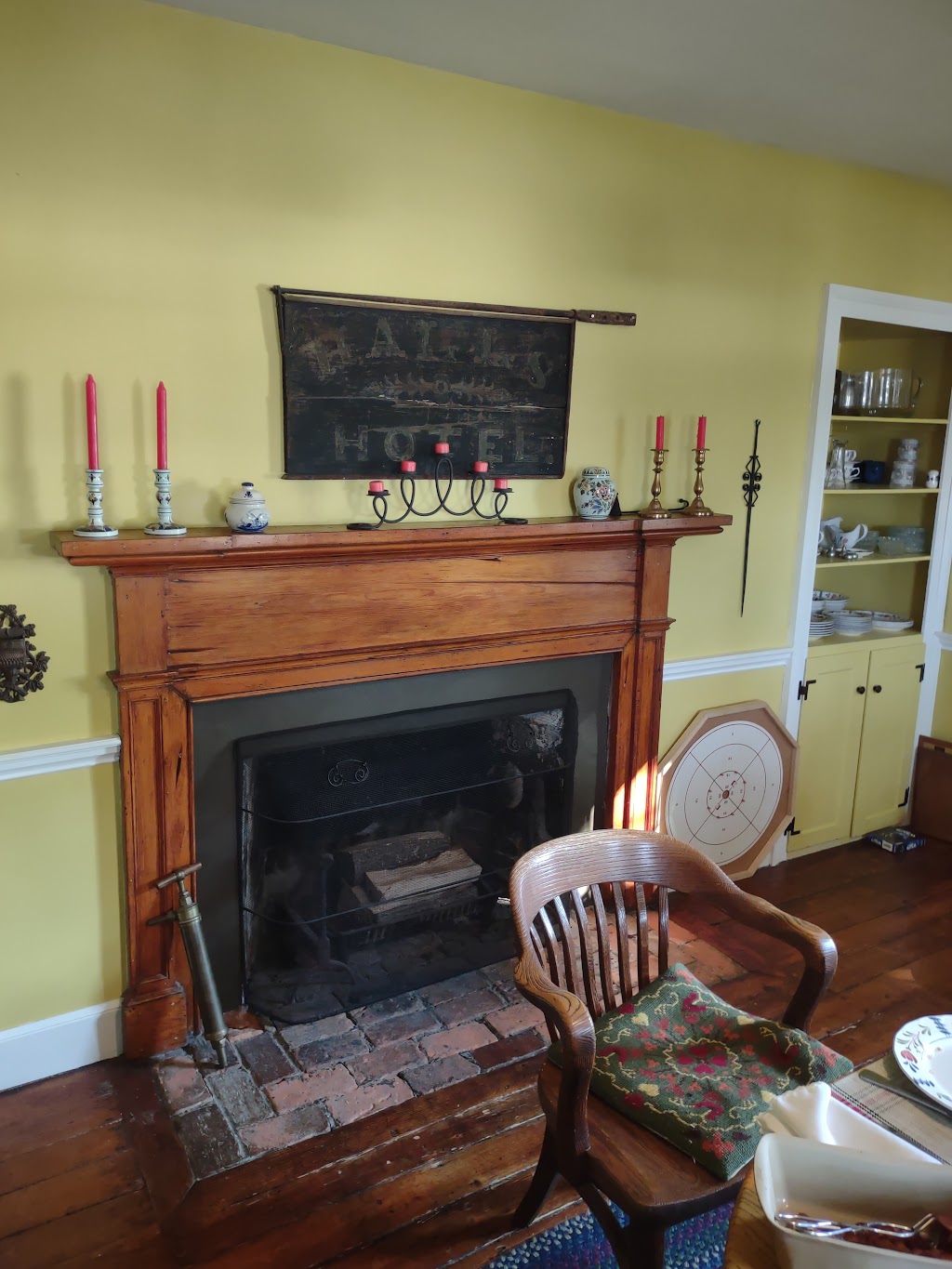 Grand Oak Manor Bed & Breakfast | 5345 Granville Rd, Annapolis Royal, NS B0S 1A0, Canada | Phone: (902) 308-1592