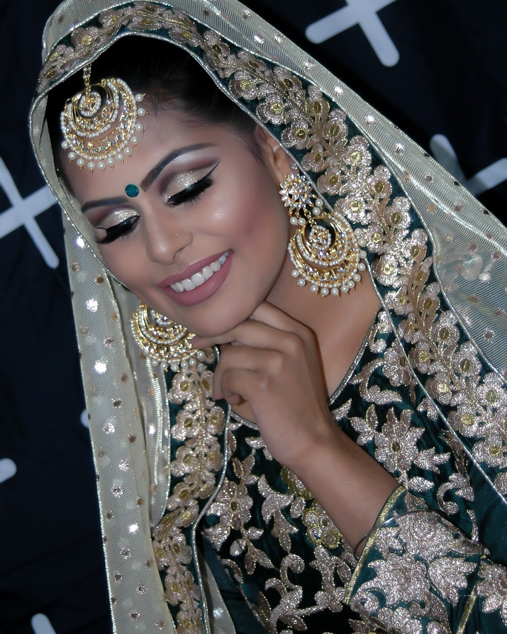 Elegant Studios | 6844 Kilburn Pl, Surrey, BC V3W 6H5, Canada | Phone: (778) 899-7535