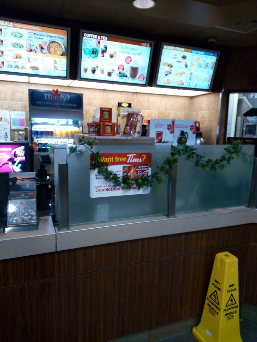 Tim Hortons | 1263-1265 Bank St, Ottawa, ON K1S 3Y2, Canada | Phone: (613) 736-9118