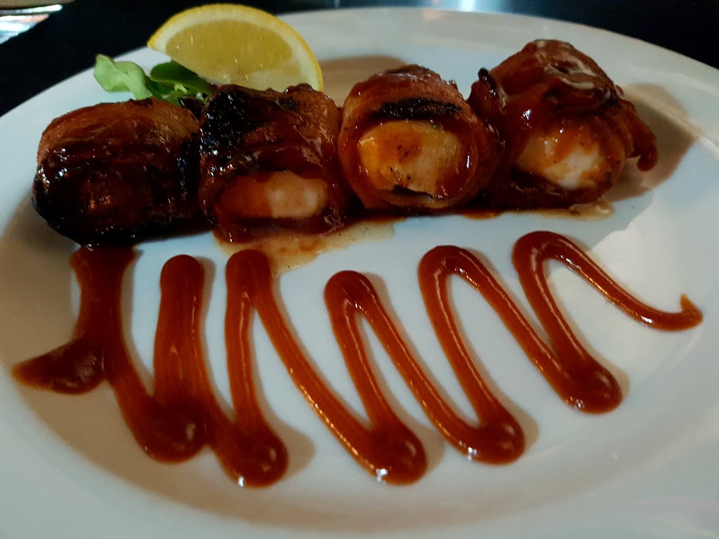 Wildfire Grill House | 7429 Lundys Ln, Niagara Falls, ON L2H 1G9, Canada | Phone: (289) 296-4644
