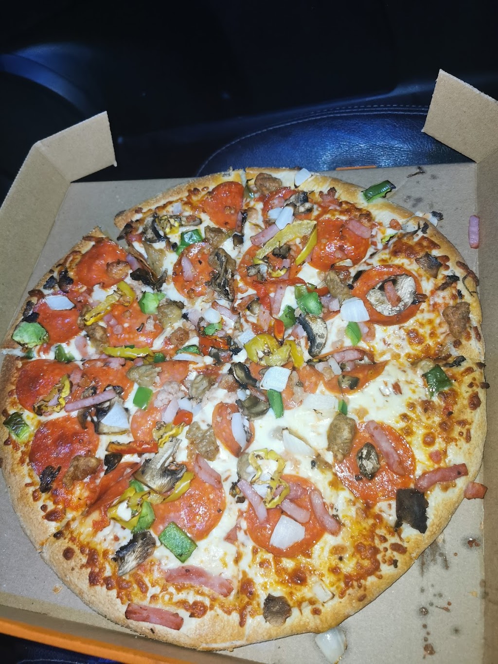 Little Caesars Pizza | 101 Fanshawe Park Rd E, London, ON N5X 2S7, Canada | Phone: (519) 660-8412