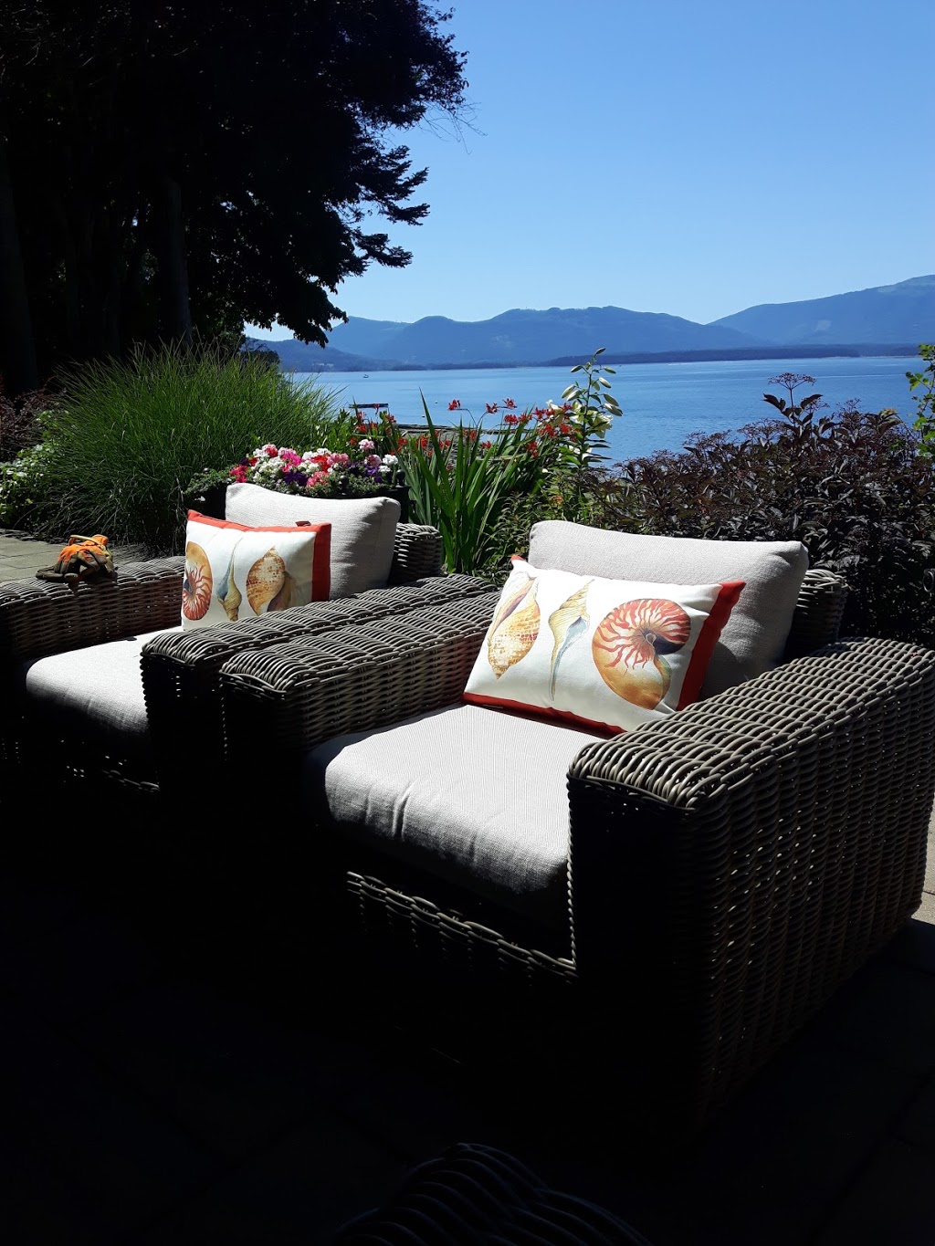 Channel Ridge Trails - Sunset Drive Access | 1110 Sunset Dr, Salt Spring Island, BC V8K 1E6, Canada | Phone: (250) 360-3000
