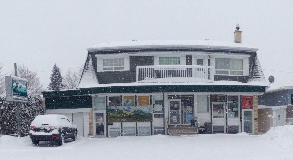 Accommodation St-Jérôme Enr | 570 63e Rue E, Québec, QC G1H 1Y8, Canada | Phone: (418) 626-0527