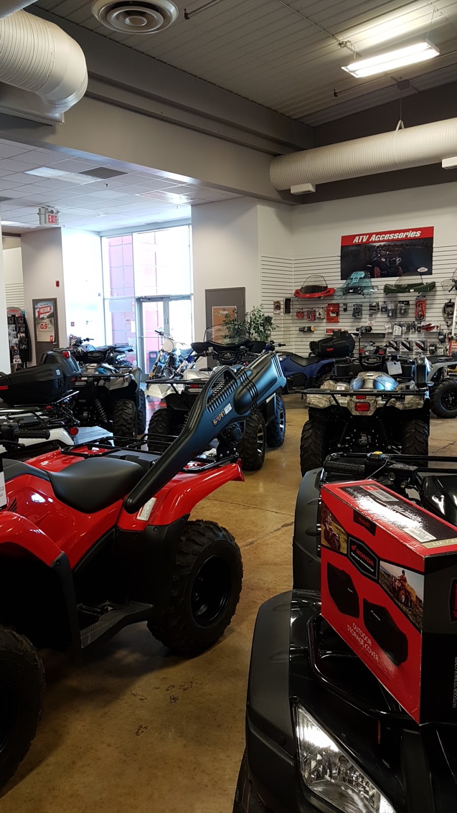 WSL Sport & Leisure | 1272 Dugald Rd, Winnipeg, MB R2J 0H2, Canada | Phone: (204) 987-5640
