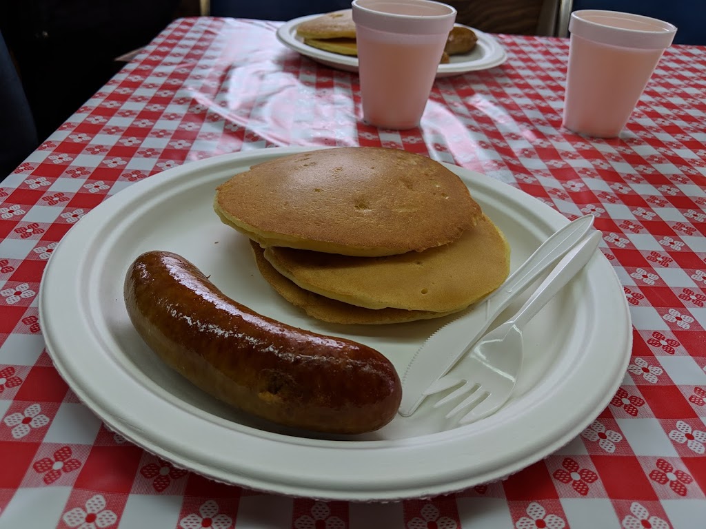 McLachlan Family Maple Syrup & Pancake House | 10279 Lamont Dr, Komoka, ON N0L 1R0, Canada | Phone: (519) 666-1846