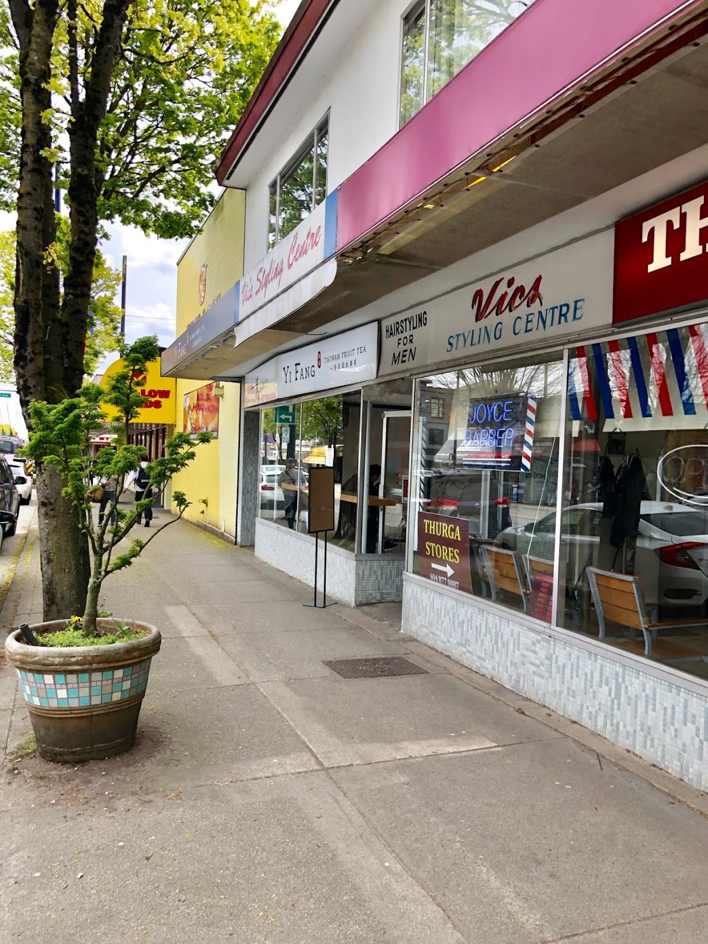Yifang Taiwan Fruit Tea 一芳台灣水果茶 | 6049 Fraser St, Vancouver, BC V5W 2Z8, Canada | Phone: (604) 423-2926
