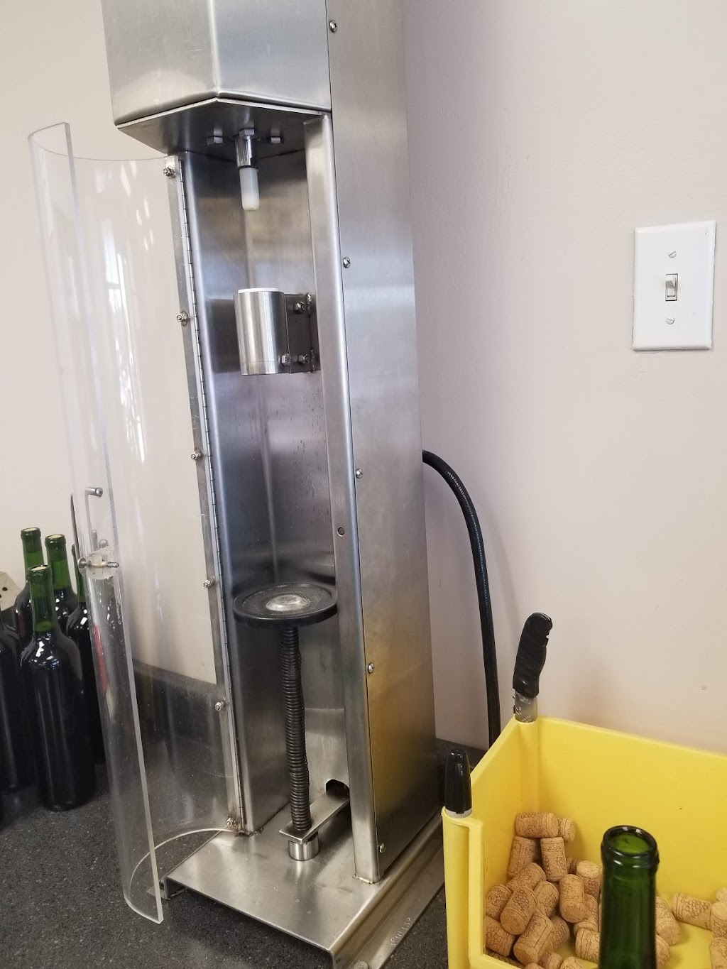 The Wine Place Markham | 6545 Hwy 7 Unit 1b, Markham, ON L3P 3B4, Canada | Phone: (905) 294-7515